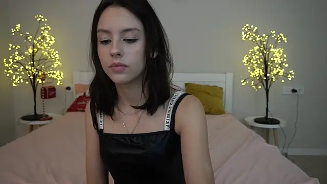 AnnaElys online show from 02/06/25, 11:32