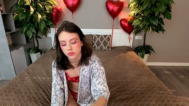 AnnaElys online show from 02/14/25, 11:42