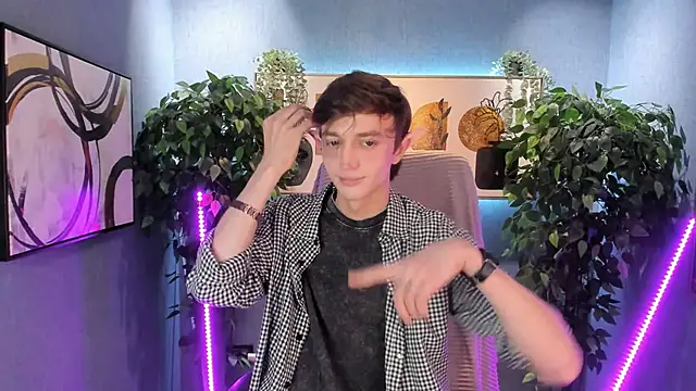 John Weasley online show from 11/14/25, 02:05