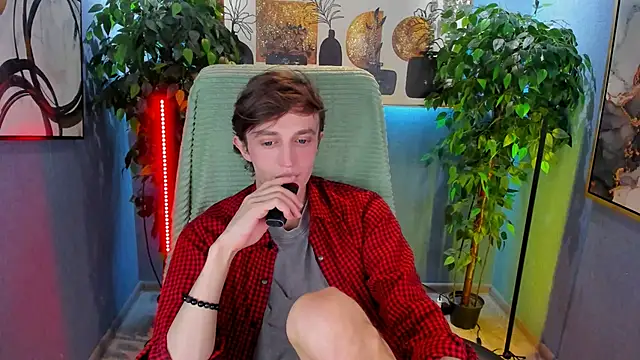 John Weasley online show from 12/18/25, 01:39