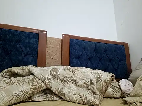 Snapshot of nonalona199999 chatting on 02/20/26, 09:48 nonalona199999 online show from 02/20/26, 09:48