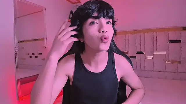 AllanYong18 online show from 03/17/25, 07:46