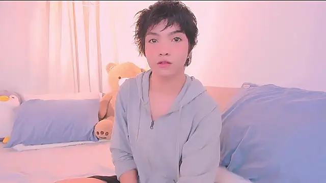 AllanYong18 online show from 01/10/26, 12:40