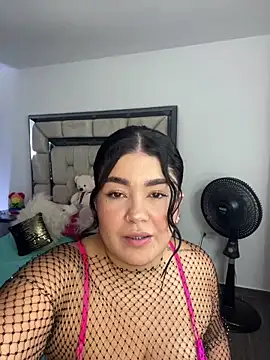 Snapshot of karla_hotgirl chatting on 02/21/25, 03:23 karla hotgirl online show from 02/21/25, 03:23