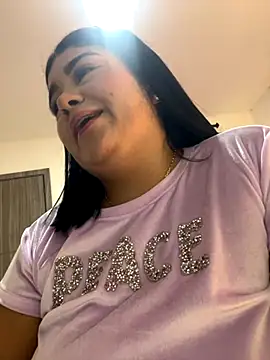 Snapshot of karla_hotgirl chatting on 09/13/25, 01:49 karla hotgirl online show from 09/13/25, 01:49