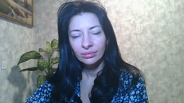 LissaBlossom online show from 10/11/25, 04:44