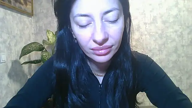 LissaBlossom online show from 10/16/25, 05:30