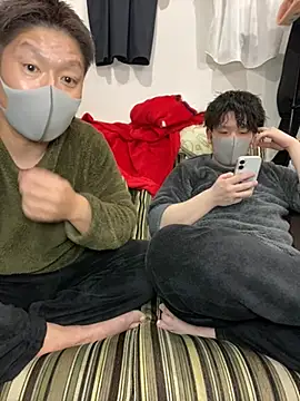 Snapshot of K0718 chatting on 03/05/26, 01:51 K0718 online show from 03/05/26, 01:51