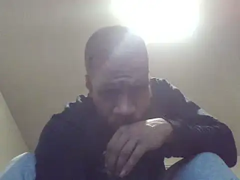Snapshot of MrDaddyBbSnake chatting on 03/04/25, 03:22 MrDaddyBbSnake online show from 03/04/25, 03:22