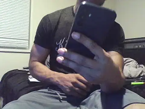 Snapshot of MrDaddyBbSnake chatting on 03/16/25, 09:27 MrDaddyBbSnake online show from 03/16/25, 09:27