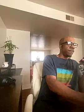 Snapshot of MrDaddyBbSnake chatting on 09/16/25, 04:30 MrDaddyBbSnake online show from 09/16/25, 04:30