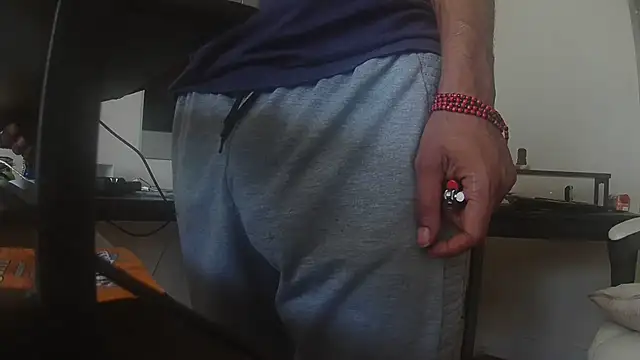 Snapshot of MrDaddyBbSnake chatting on 07/25/26, 03:42 MrDaddyBbSnake online show from 07/25/26, 03:42