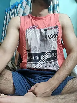 TOPMOON001 online show from 05/15/26, 07:10