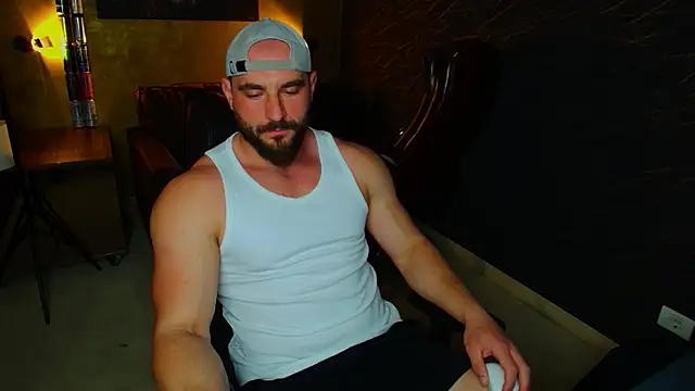 AdamJamesonn online show from 05/05/26, 06:32