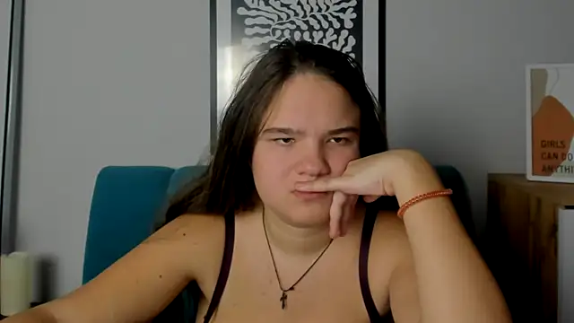 Snapshot of AdeleCruz chatting on 12/02/25, 01:17 AdeleCruz online show from 12/02/25, 01:17