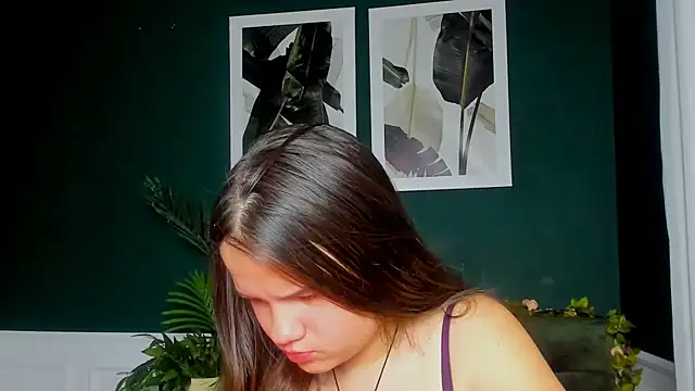 AdeleCruz online show from 05/03/26, 12:11
