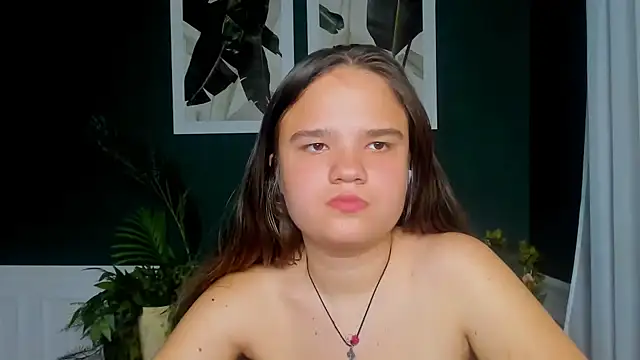 AdeleCruz online show from 05/12/26, 12:02