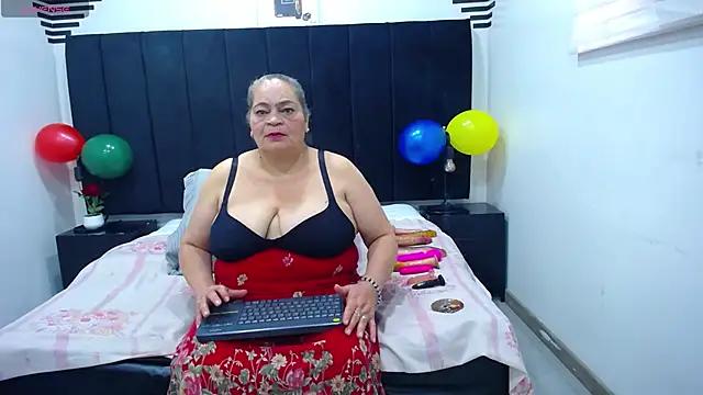 VickyBoobss online show from 10/18/25, 01:01