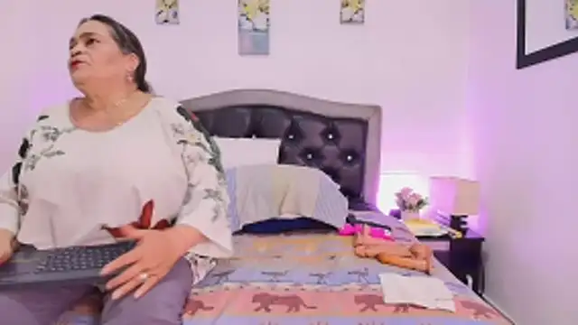 VickyBoobss online show from 04/24/26, 07:38