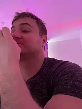 Snapshot of viamen chatting on 01/25/25, 08:10 viamen online show from 01/25/25, 08:10