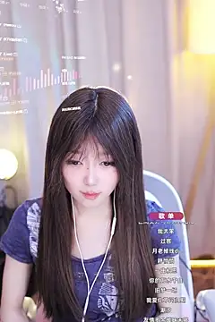 Snapshot of Zoe-99 chatting on 01/22/25, 02:24 Zoe-99 online show from 01/22/25, 02:24