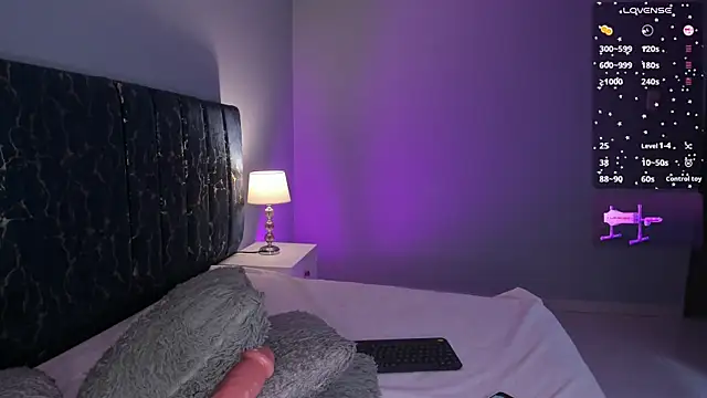 Snapshot of kathy_bakerr chatting on 09/24/25, 08:01 kathy bakerr online show from 09/24/25, 08:01