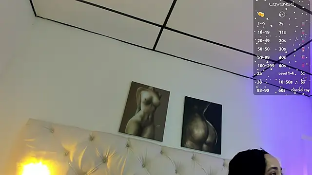 Snapshot of kathy_bakerr chatting on 10/24/25, 01:29 kathy bakerr online show from 10/24/25, 01:29