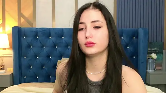 EmmaLawrens online show from 09/19/25, 08:31