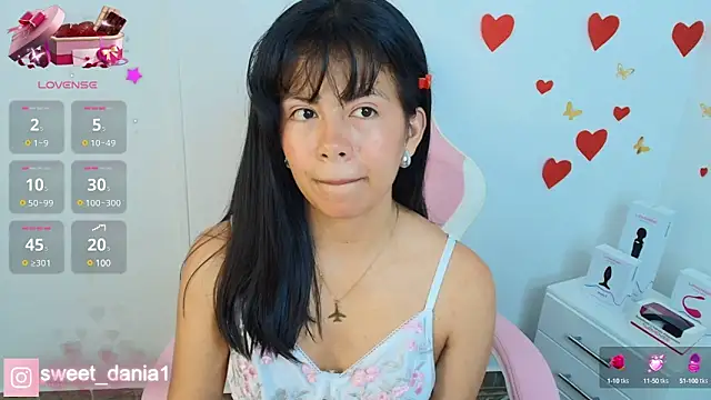 sweet dania  online show from 02/23/25, 05:45