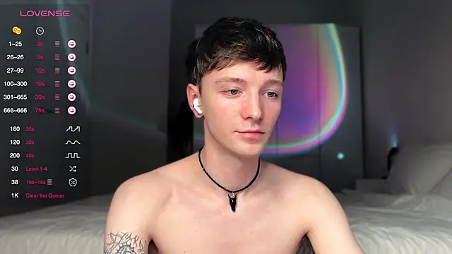 Snapshot of Calvin_Polanski chatting on 01/07/26, 06:21 Calvin Polanski online show from 01/07/26, 06:21