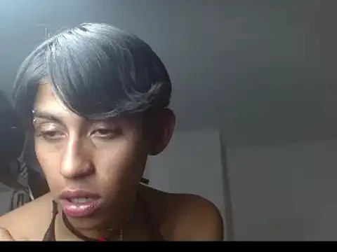 Snapshot of boysLittle chatting on 01/19/25, 12:28 boysLittle online show from 01/19/25, 12:28