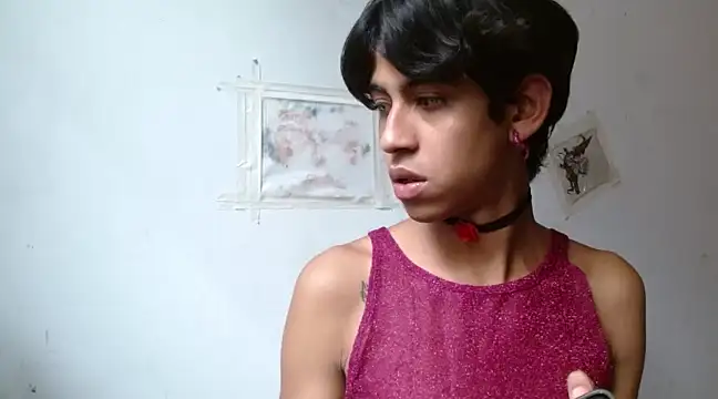 Snapshot of boysLittle chatting on 02/14/25, 01:29 boysLittle online show from 02/14/25, 01:29