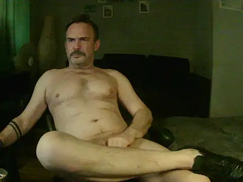 Snapshot of GaySexxPL chatting on 06/17/26, 07:44 GaySexxPL online show from 06/17/26, 07:44