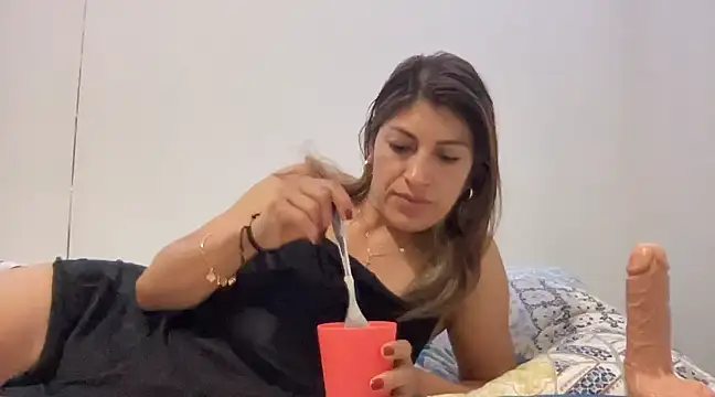 LunaBeya online show from 03/20/25, 11:27