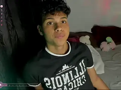 Snapshot of dani_angels__ chatting on 01/15/25, 12:51 dani angels online show from 01/15/25, 12:51