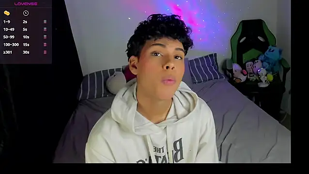 Snapshot of dani_angels__ chatting on 02/08/25, 06:54 dani angels online show from 02/08/25, 06:54