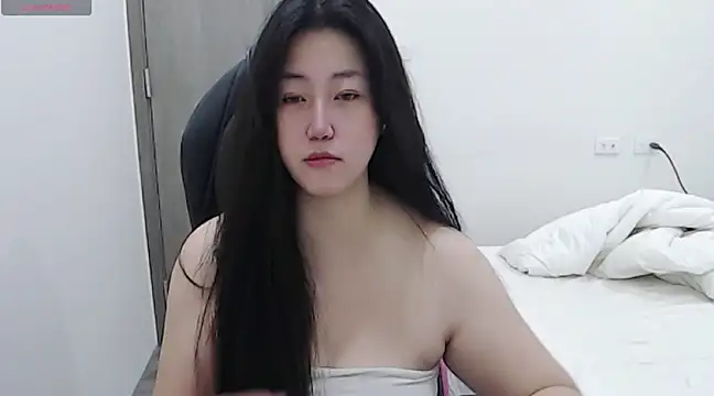 minnie9009 online show from 02/13/25, 03:29