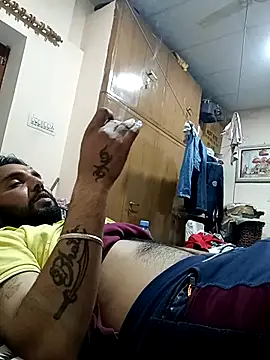 Snapshot of Rajasthani-boy chatting on 02/23/25, 03:51 Rajasthani-boy online show from 02/23/25, 03:51