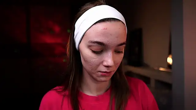 ileanacampbe online show from 11/26/25, 05:19