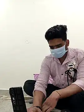 Snapshot of 13lusty chatting on 02/05/25, 09:36 13lusty online show from 02/05/25, 09:36