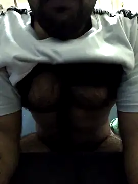 Snapshot of 13lusty chatting on 03/03/25, 03:19 13lusty online show from 03/03/25, 03:19