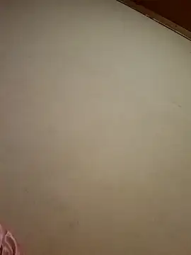 Snapshot of daddysgirly20 chatting on 11/24/25, 05:51 daddysgirly20 online show from 11/24/25, 05:51