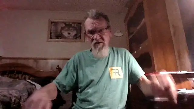 Snapshot of Aldick68 chatting on 02/24/25, 10:58 Aldick68 online show from 02/24/25, 10:58