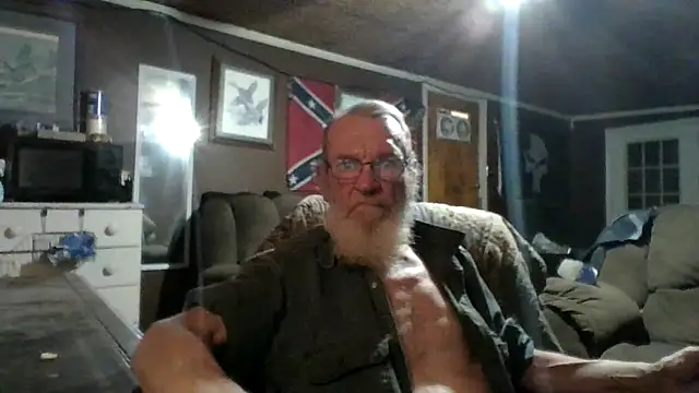 Snapshot of Aldick68 chatting on 03/07/26, 04:42 Aldick68 online show from 03/07/26, 04:42