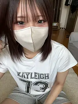 sakuchaaa 2525 online show from 05/10/26, 06:07