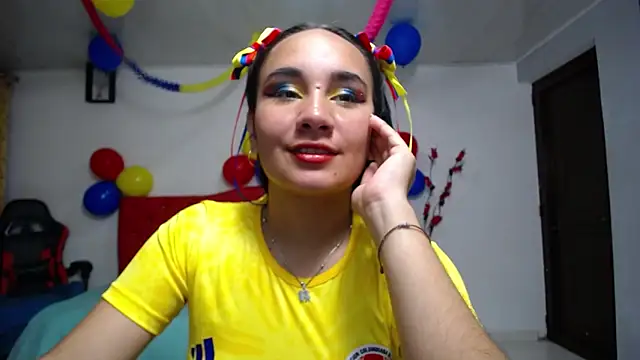 Maylin horny19 online show from 06/18/26, 04:35