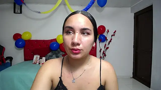 Maylin horny19 online show from 06/19/26, 03:11