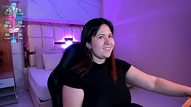 zoes milee online show from 12/15/25, 11:36