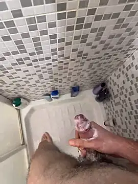 lucarioos06 online show from 01/10/25, 06:49