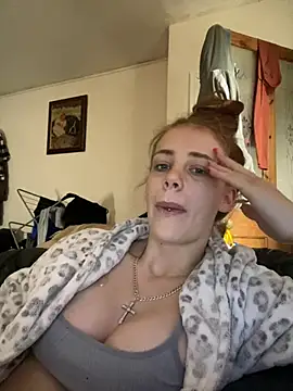 VioletxBlue online show from 06/11/26, 09:07
